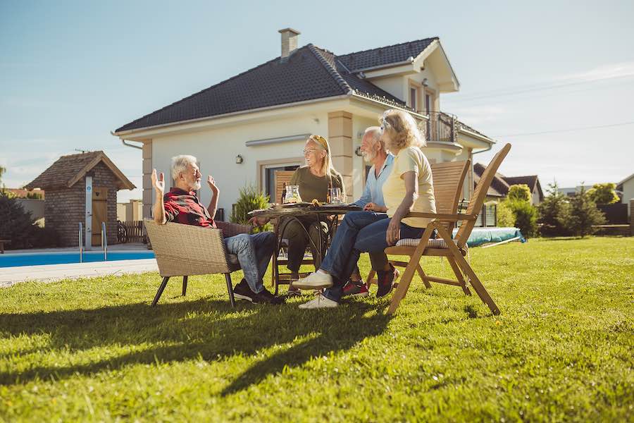 Learn the best sun safety tips for seniors when spending time outdoors. 