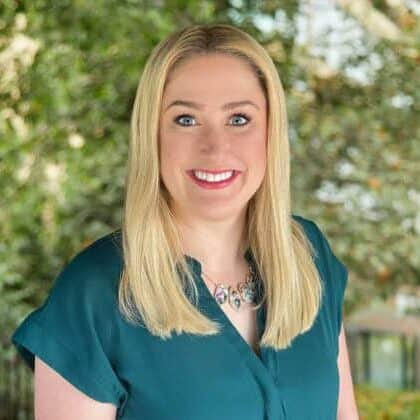 Kristine Bradley headshot