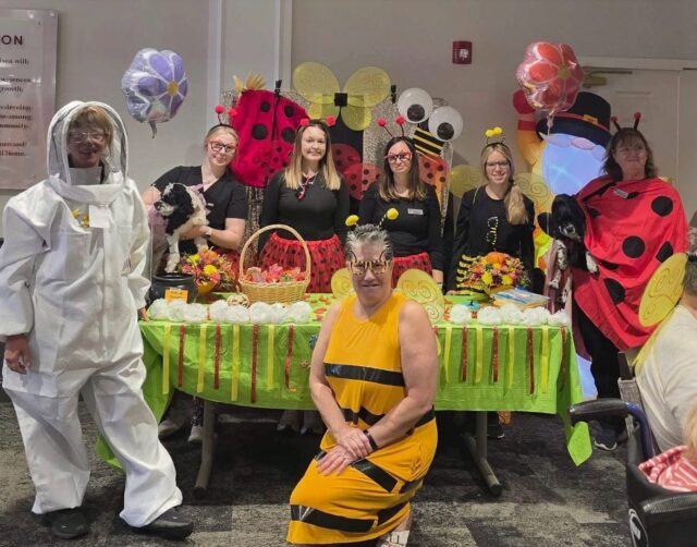 Halloween at Silver Maples was spooktacular! Our staff went all out with themed costumes — we had Dalmatians on the loose, a trip down the rabbit hole with Alice in Wonderland, buzzing bugs with their beekeeper, and a box of colorful crayons that brightened everyone’s day!💜 Our residents joined in the fun too — including one clever “cereal” killer who had everyone laughing. What a frightfully fun day filled with creativity and smiles! Happy Halloween 🎃